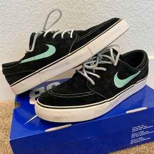 Nike SB Janoski Black Tiffany